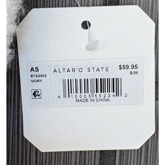 Altar’d State Ivory Cropped Cable Knit Sweater Vest Size S/M Boxy - Picture 3 of 6